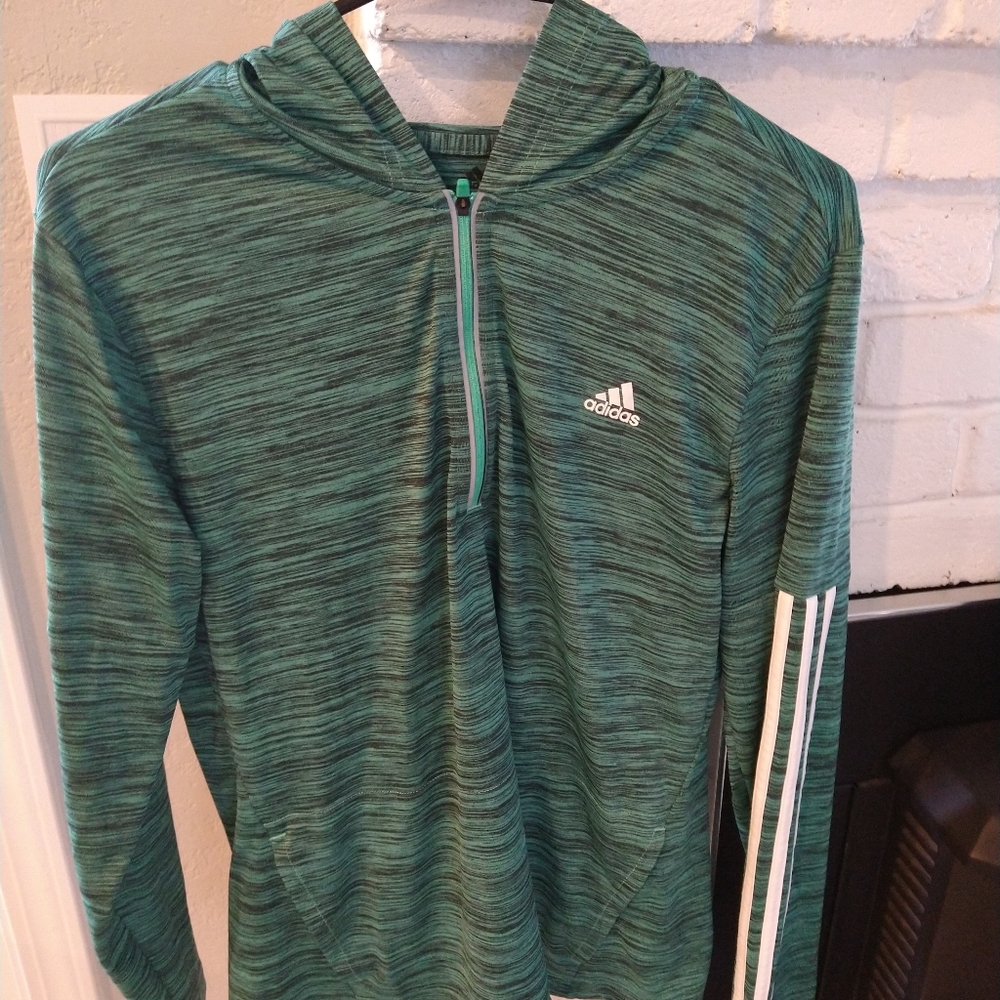Women's Addias pullover Large